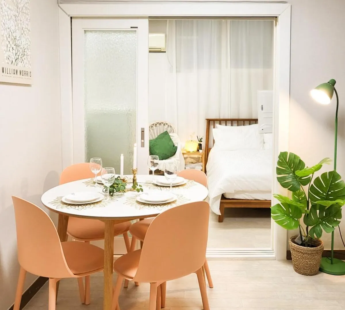 Ggoggio House Apartment Seoul